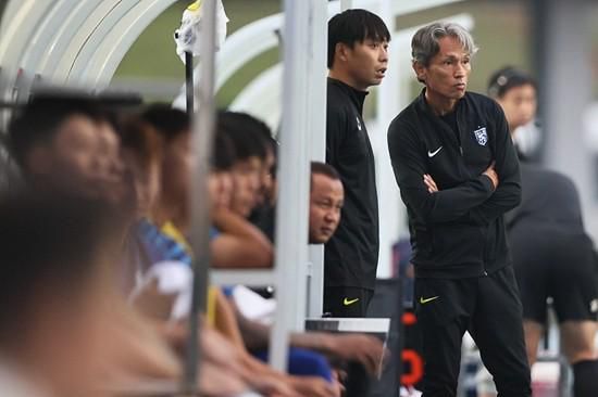 《角斗士2》曝海报 Muscle男保罗·麦斯卡准备战斗 2024-07-09 由雷德利·斯科特执导的经典历史剧情片续集《角斗士2》首曝海报，海报中保罗·麦斯卡正在为战斗做准备。
